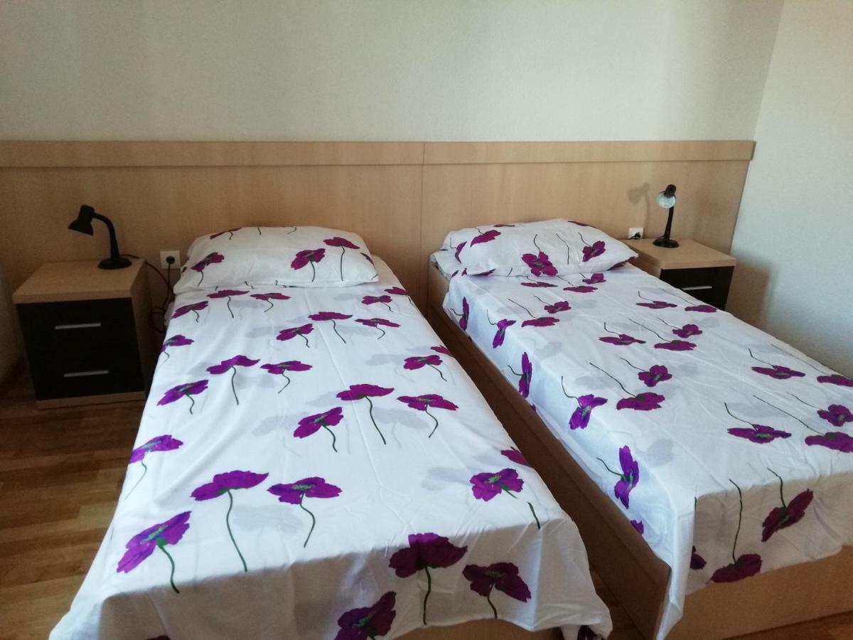 Apartment Zdene Рогозниця Екстер'єр фото